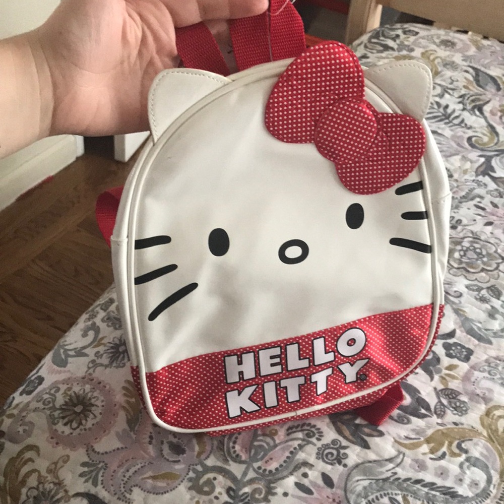 Hello kitty backpack - Picture 8 of 8